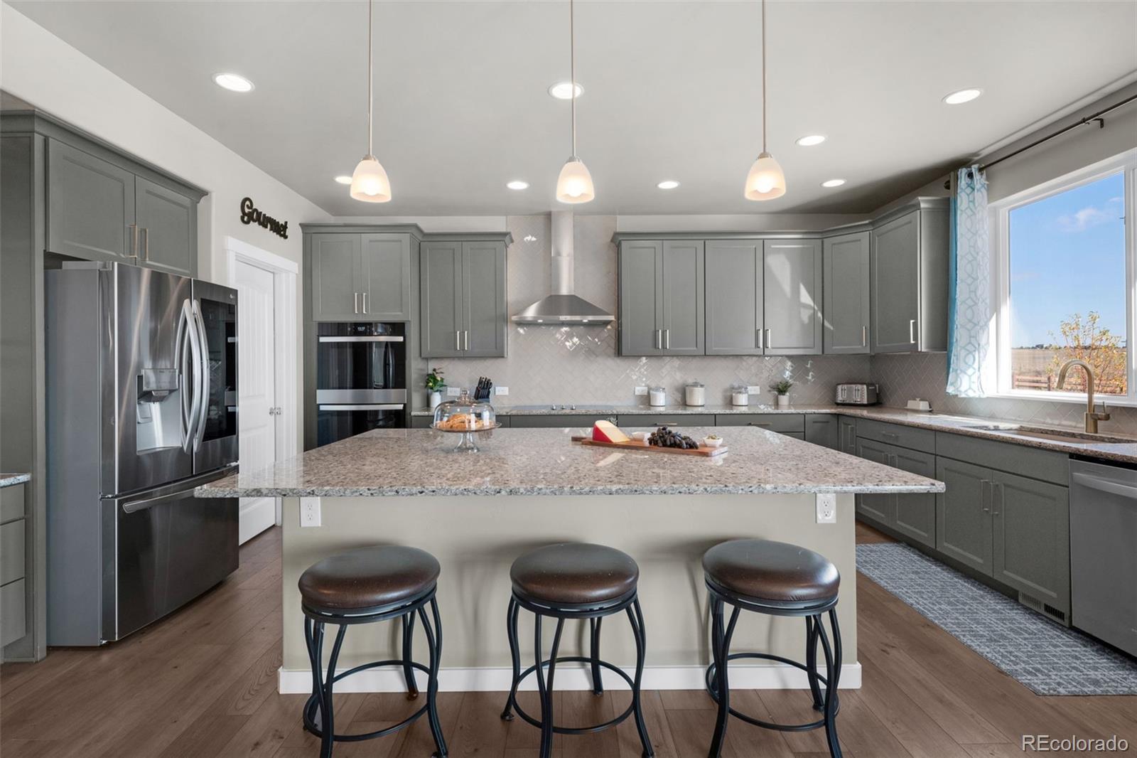 Colorado Springs, Colorado, 80908, United States, 7 Bedrooms Bedrooms, ,6 BathroomsBathrooms,Residential,Active,1969644