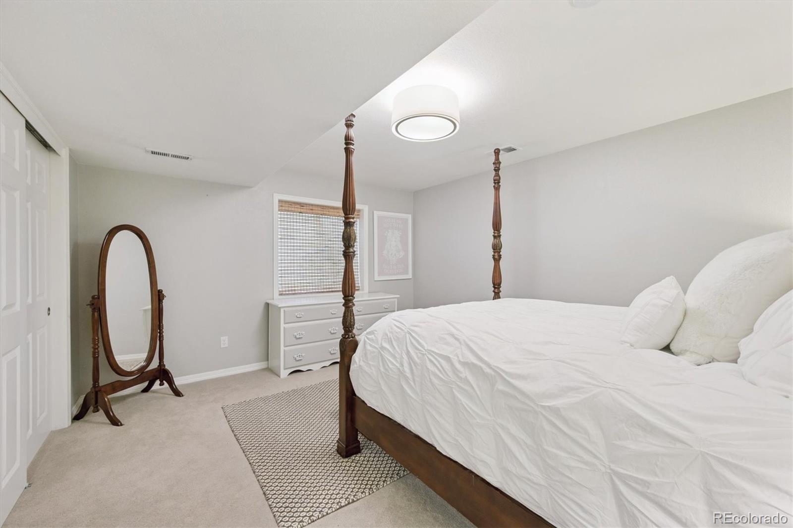 Highlands Ranch, Colorado, 80126, United States, 5 Bedrooms Bedrooms, ,5 BathroomsBathrooms,Residential,Active,1929668