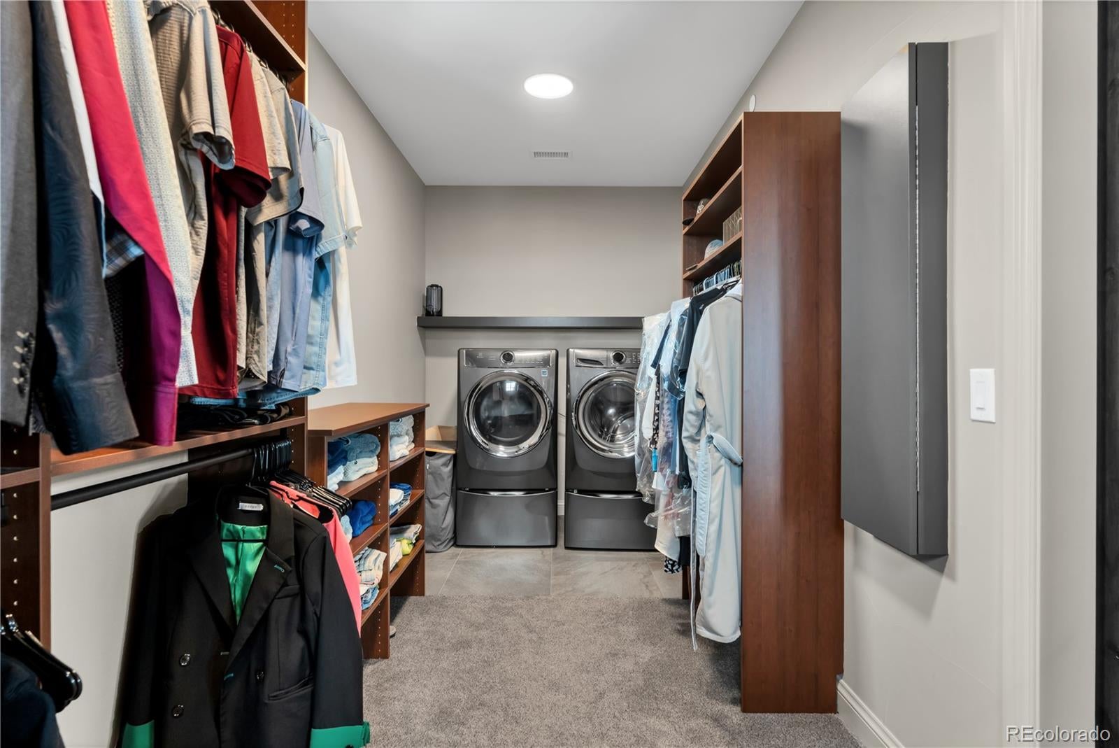 Castle Rock, Colorado, 80109, United States, 5 Bedrooms Bedrooms, ,5 BathroomsBathrooms,Residential,Active,2002340