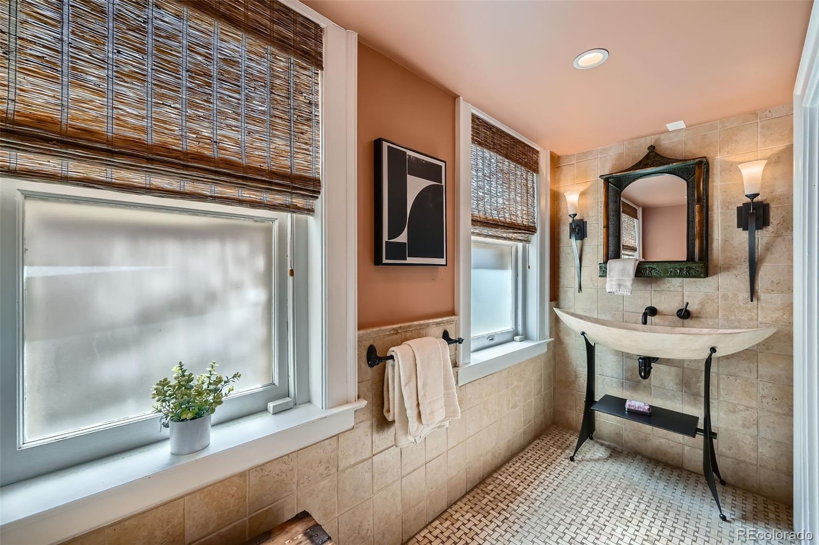 Denver, Colorado, 80218, United States, 7 Bedrooms Bedrooms, ,5 BathroomsBathrooms,Residential,Active,1790880