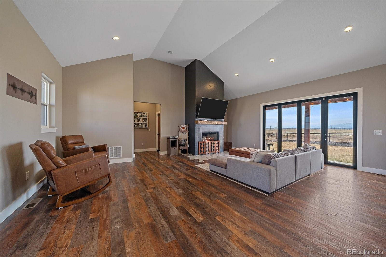 Elbert, Colorado, 80106, United States, 4 Bedrooms Bedrooms, ,4 BathroomsBathrooms,Residential,Active,2011437