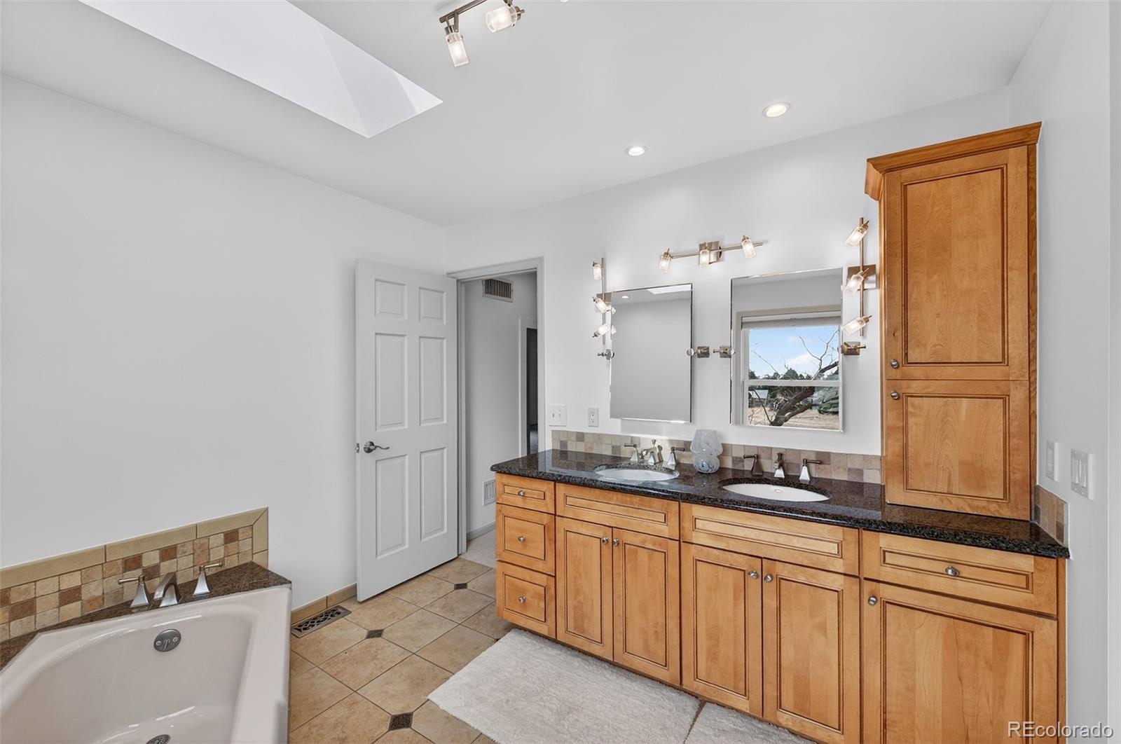 Littleton, Colorado, 80127, United States, 5 Bedrooms Bedrooms, ,4 BathroomsBathrooms,Residential,Active,2022655