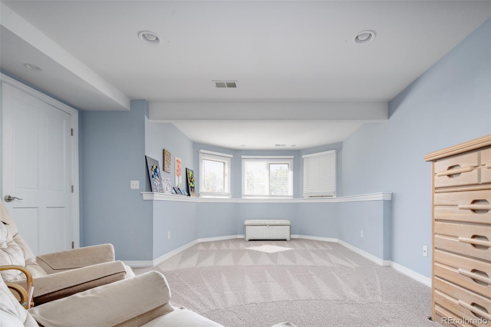 Castle Pines, Colorado, 80108, United States, 5 Bedrooms Bedrooms, ,5 BathroomsBathrooms,Residential,Active,2009383