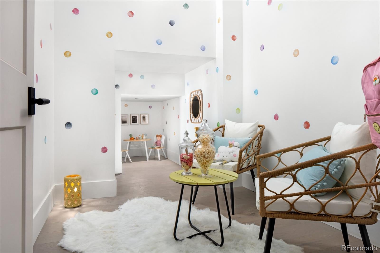 Berthoud, Colorado, 80513, United States, 4 Bedrooms Bedrooms, ,9 BathroomsBathrooms,Residential,Active,1990664