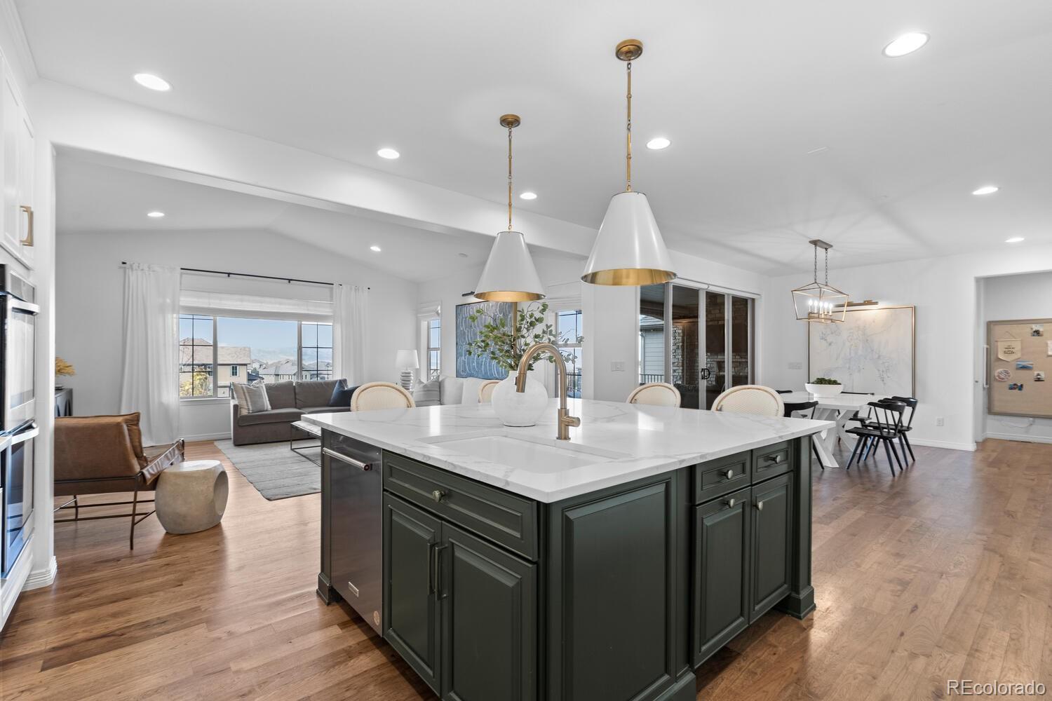 Highlands Ranch, Colorado, 80126, United States, 4 Bedrooms Bedrooms, ,5 BathroomsBathrooms,Residential,Active,1988429