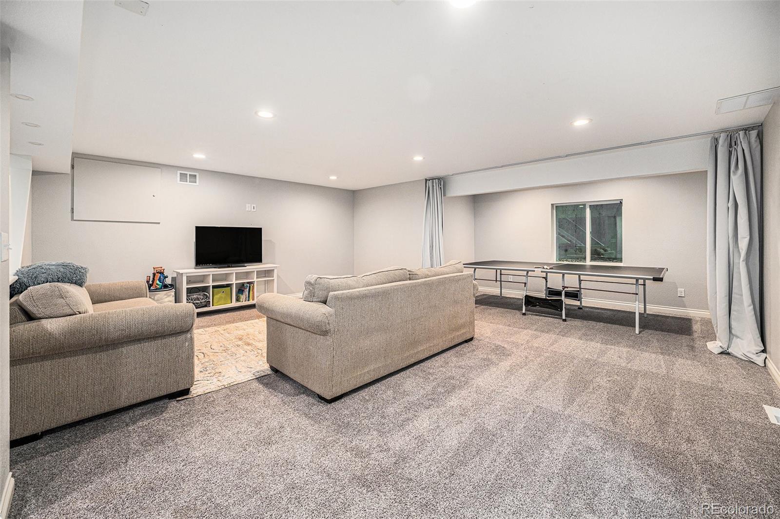 Arvada, Colorado, 80403, United States, 4 Bedrooms Bedrooms, ,5 BathroomsBathrooms,Residential,Active,1952068