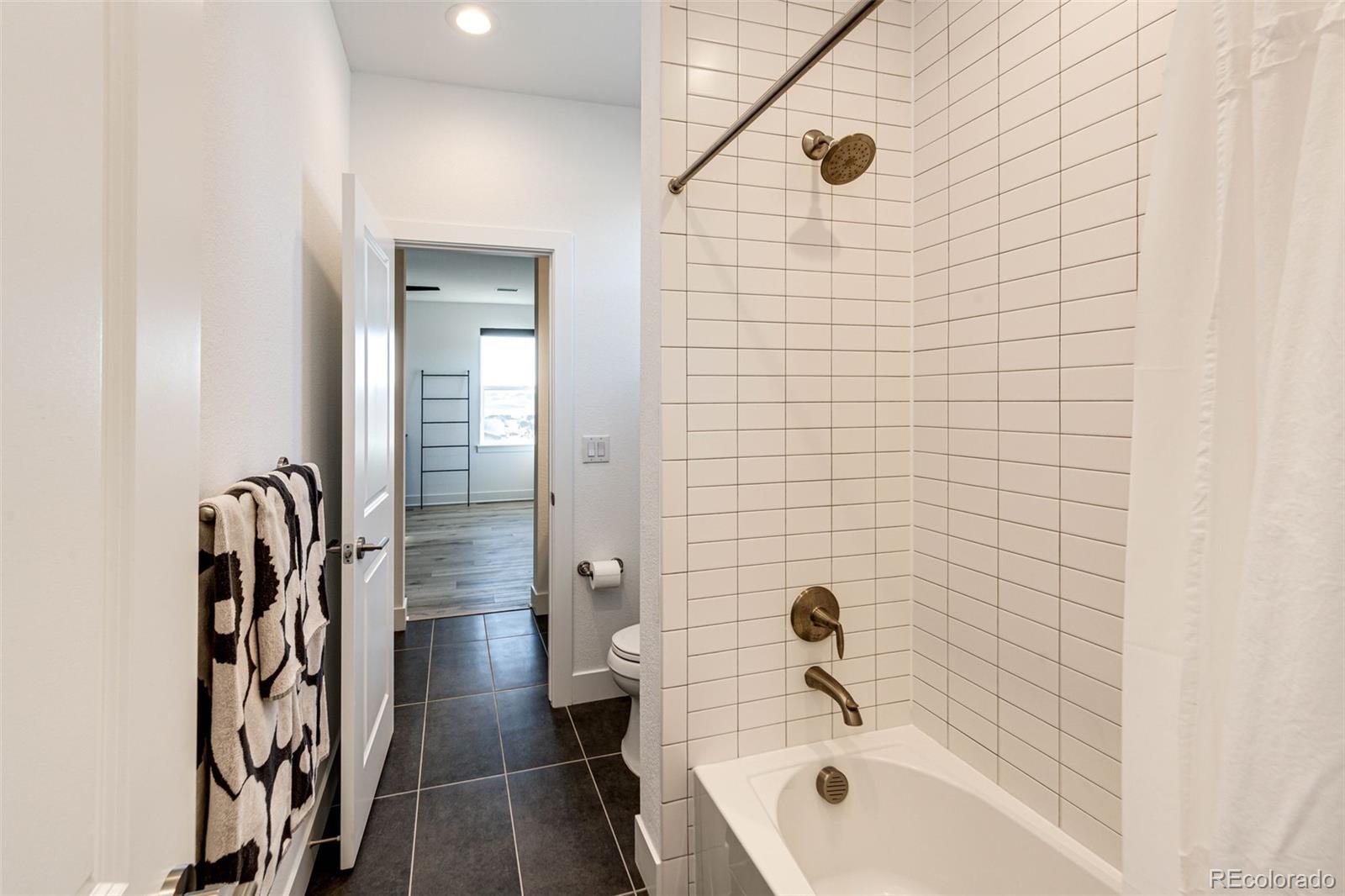 Castle Rock, Colorado, 80104, United States, 4 Bedrooms Bedrooms, ,4 BathroomsBathrooms,Residential,Active,2001365