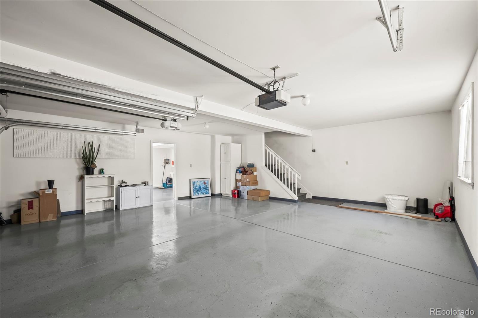 Boulder, Colorado, 80301, United States, 3 Bedrooms Bedrooms, ,4 BathroomsBathrooms,Residential,Active,1946522