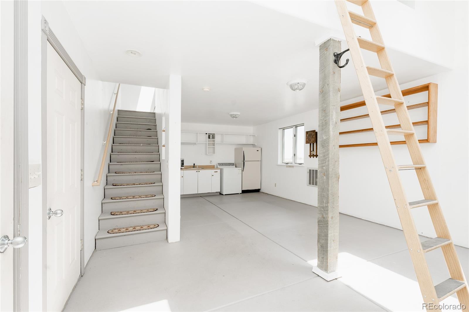 Loveland, Colorado, 80537, United States, 3 Bedrooms Bedrooms, ,3 BathroomsBathrooms,Residential,Active,1892432