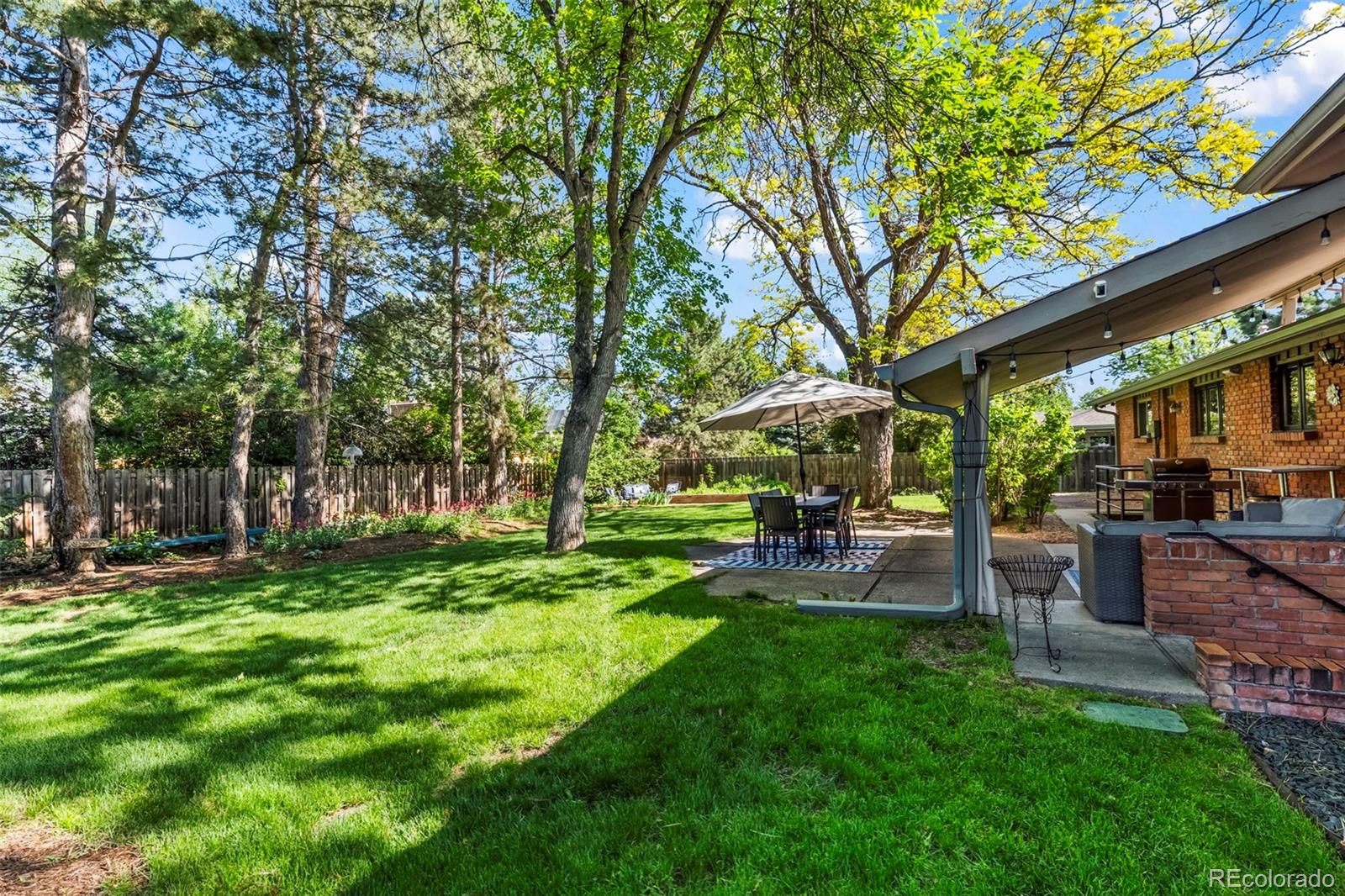 Boulder, Colorado, 80303, United States, 4 Bedrooms Bedrooms, ,3 BathroomsBathrooms,Residential,Contingent,1944032