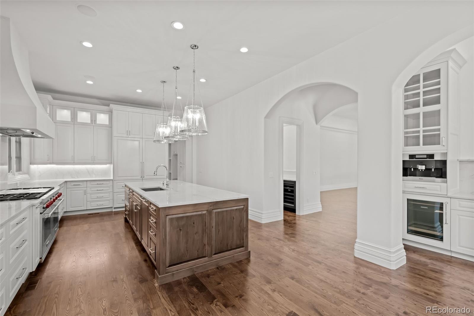 Cherry Hills Village, Colorado, 80113, United States, ,9 BathroomsBathrooms,Residential,Active,1820487