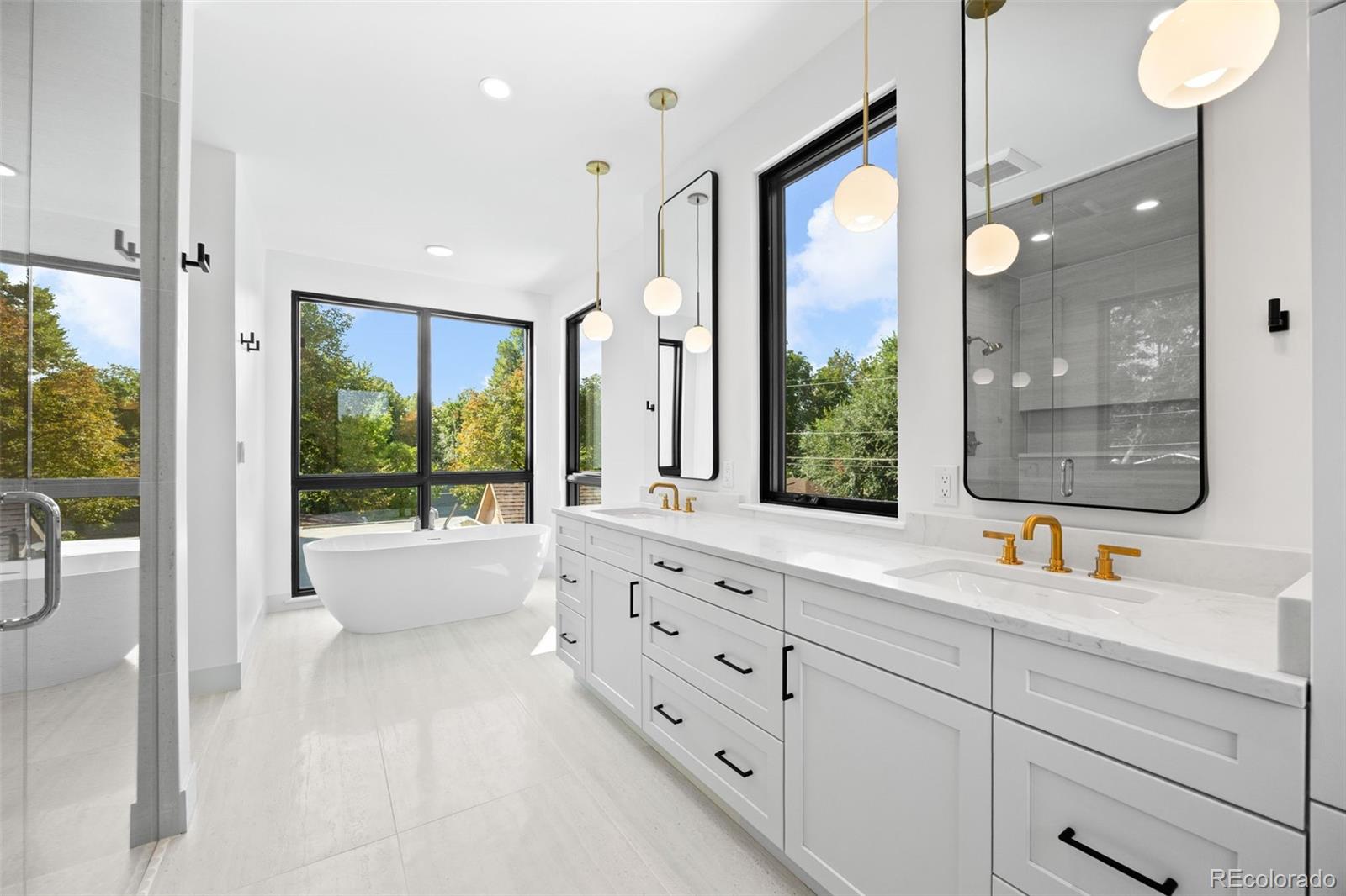 Denver, Colorado, 80210, United States, 7 Bedrooms Bedrooms, ,5 BathroomsBathrooms,Residential,Active,1953007
