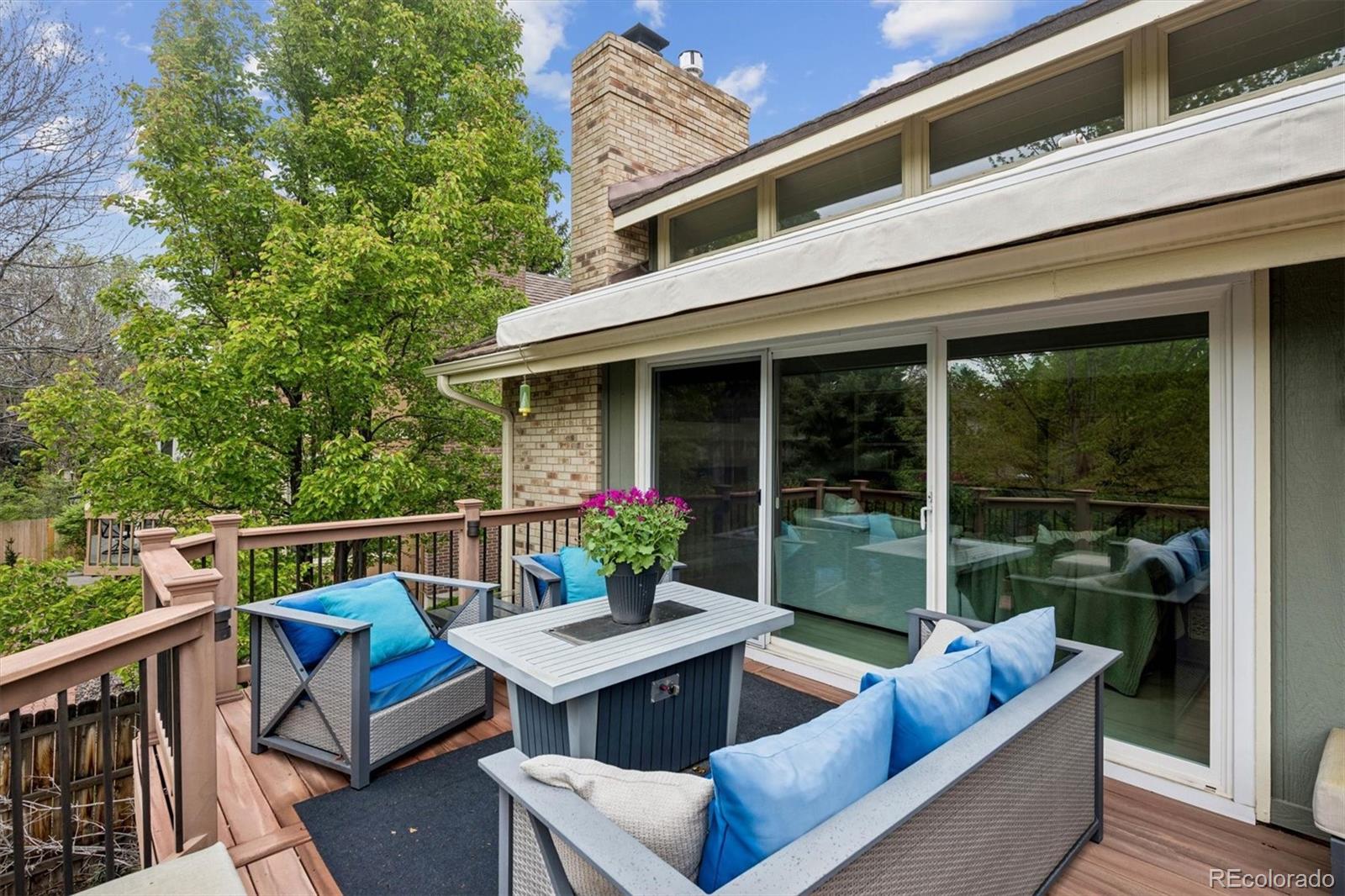 Centennial, Colorado, 80122, United States, 5 Bedrooms Bedrooms, ,4 BathroomsBathrooms,Residential,Active,2043143