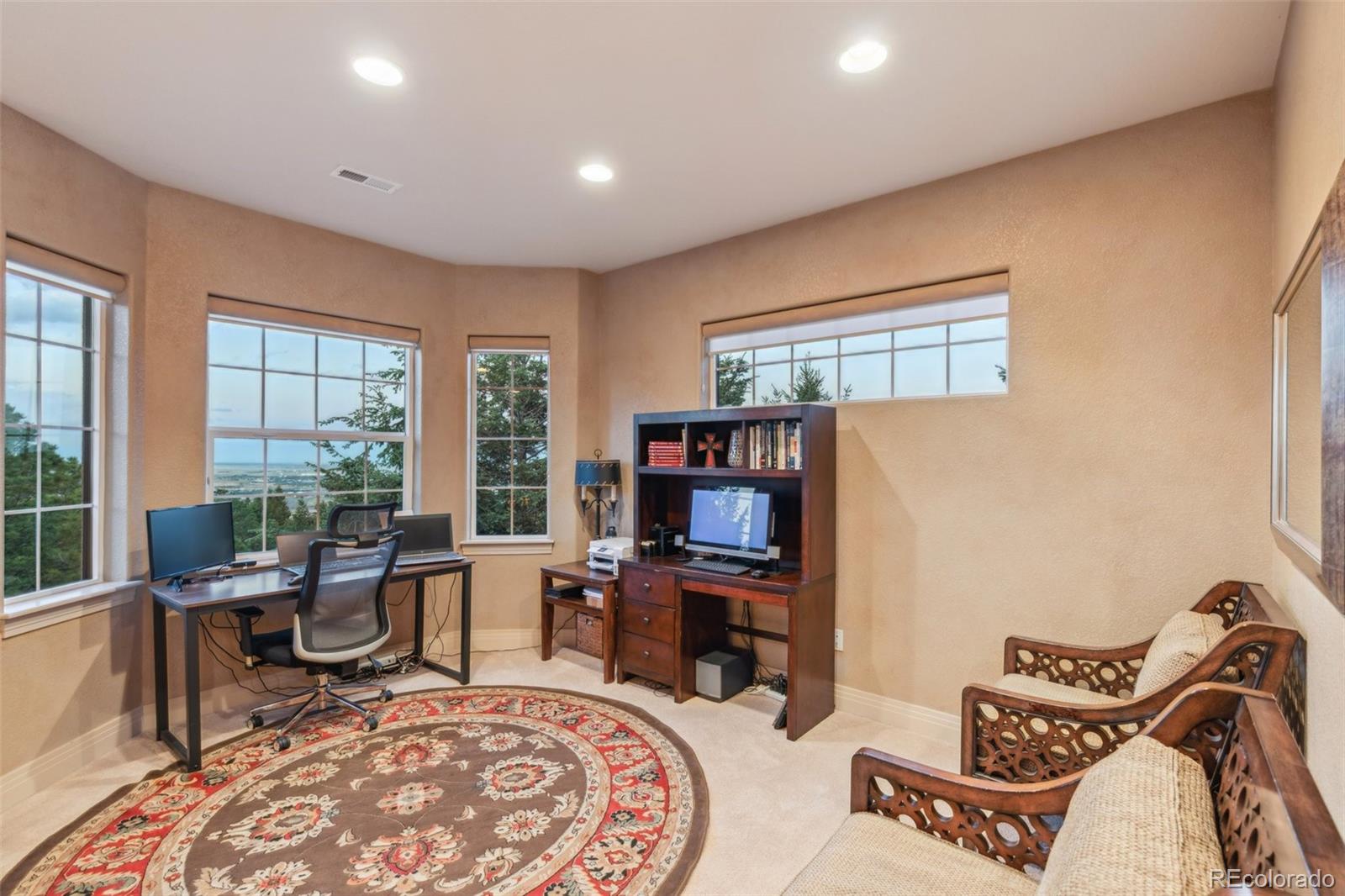 Colorado Springs, Colorado, 80906, United States, 6 Bedrooms Bedrooms, ,6 BathroomsBathrooms,Residential,Active,1894221