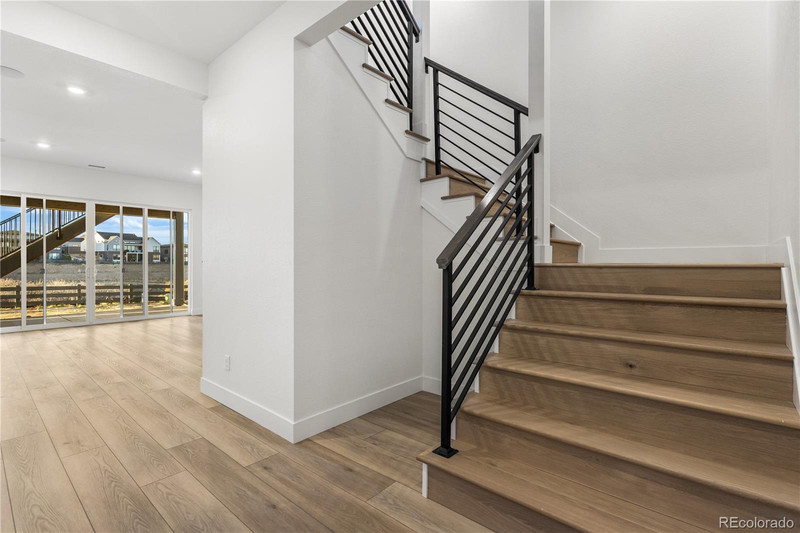 Castle Pines, Colorado, 80108, United States, 6 Bedrooms Bedrooms, ,6 BathroomsBathrooms,Residential,Active,1992297