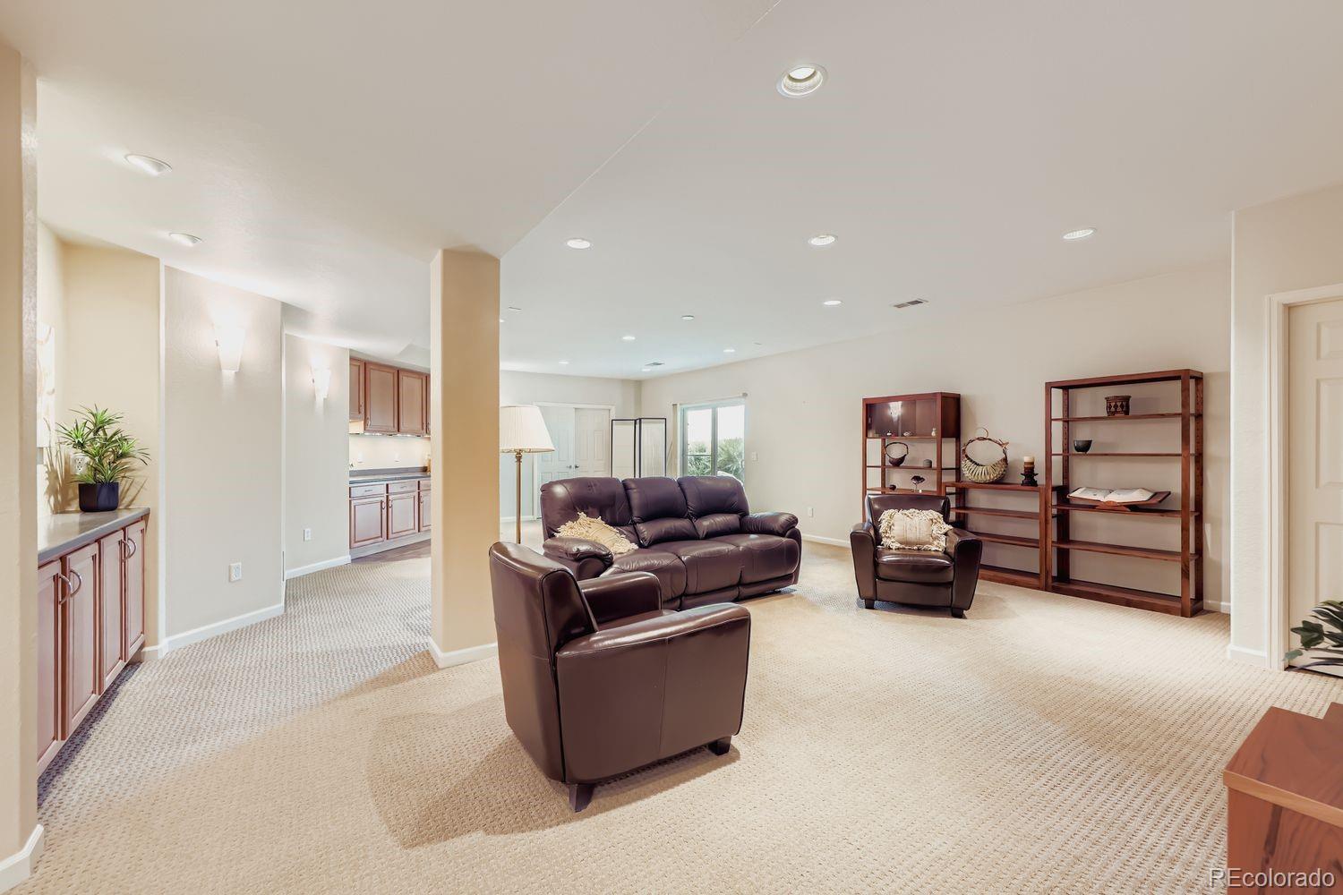 Broomfield, Colorado, 80023, United States, 3 Bedrooms Bedrooms, ,4 BathroomsBathrooms,Residential,Active,1944023