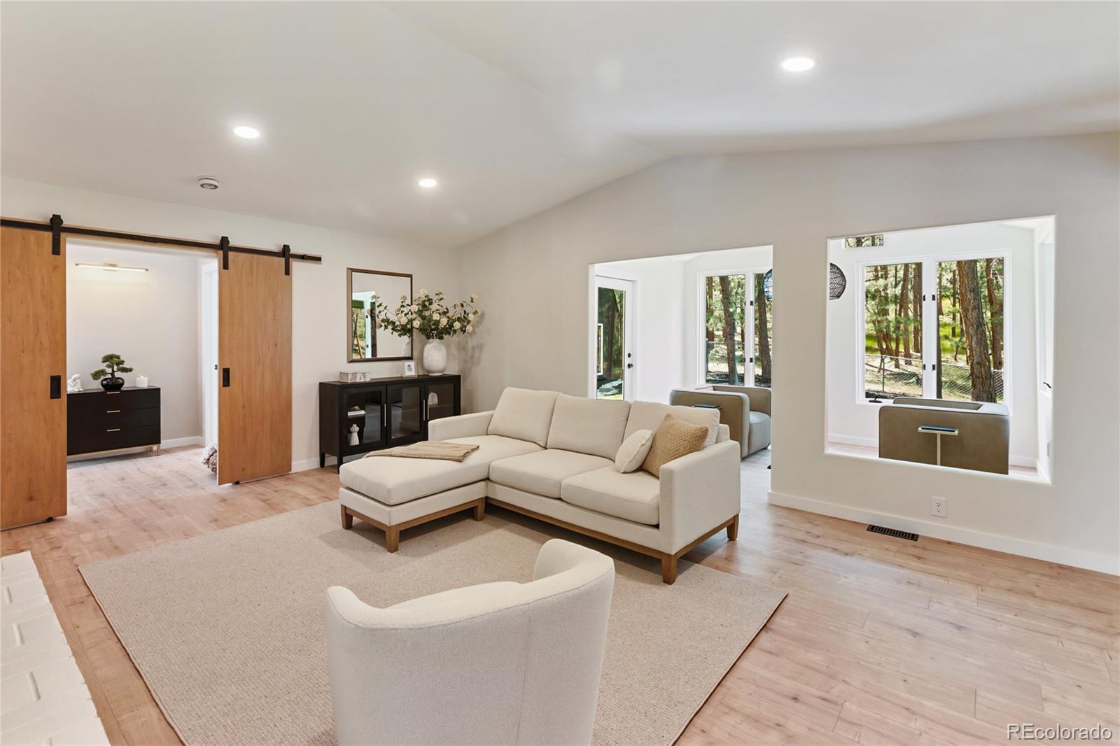 Colorado Springs, Colorado, 80921, United States, 5 Bedrooms Bedrooms, ,4 BathroomsBathrooms,Residential,Active,1996271