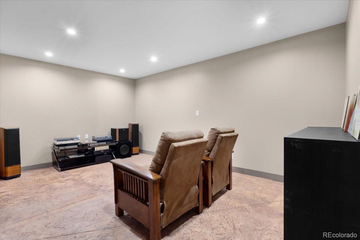 Morrison, Colorado, 80465, United States, 4 Bedrooms Bedrooms, ,4 BathroomsBathrooms,Residential,Active,1863327