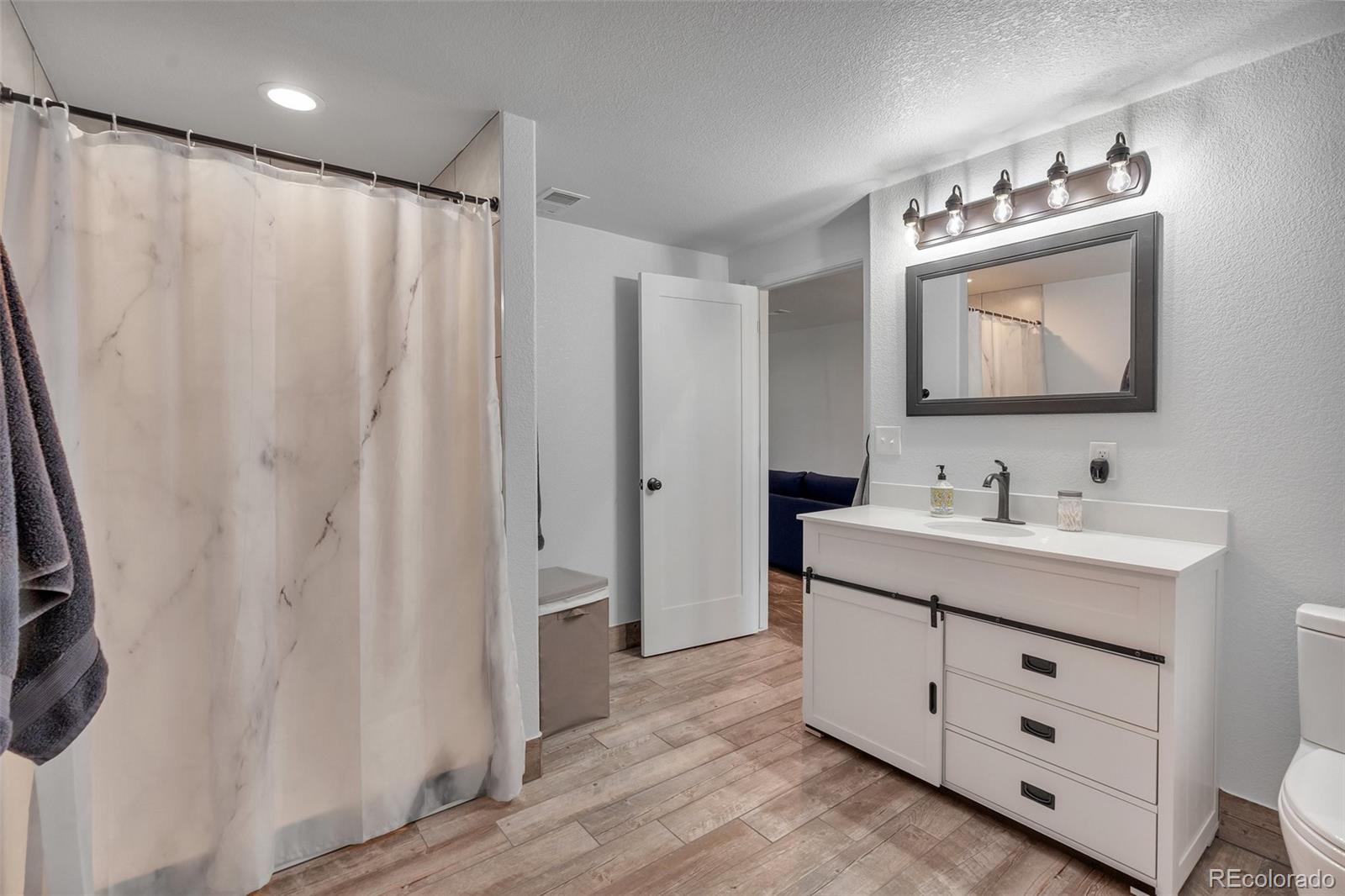 Elizabeth, Colorado, 80107, United States, 4 Bedrooms Bedrooms, ,4 BathroomsBathrooms,Residential,Active,1914931