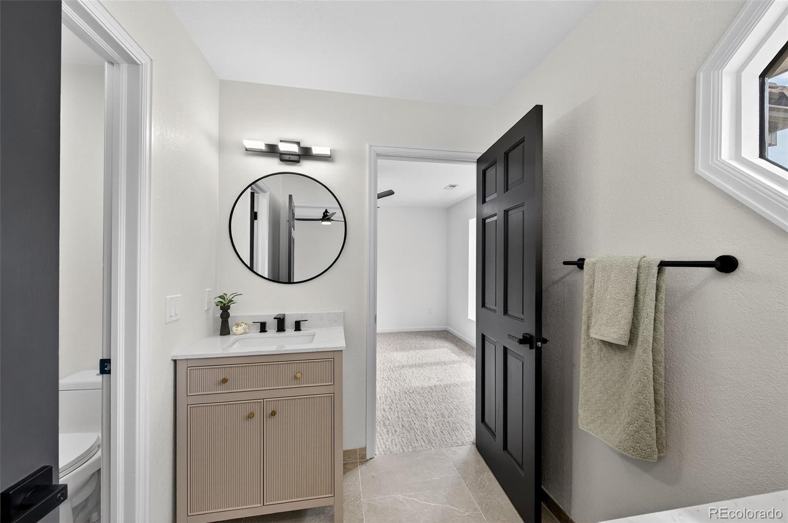 Littleton, Colorado, 80127, United States, 4 Bedrooms Bedrooms, ,5 BathroomsBathrooms,Residential,Active,1961954