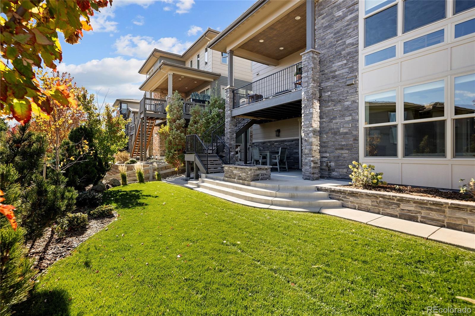 Highlands Ranch, Colorado, 80126, United States, 4 Bedrooms Bedrooms, ,4 BathroomsBathrooms,Residential,Active,2008281