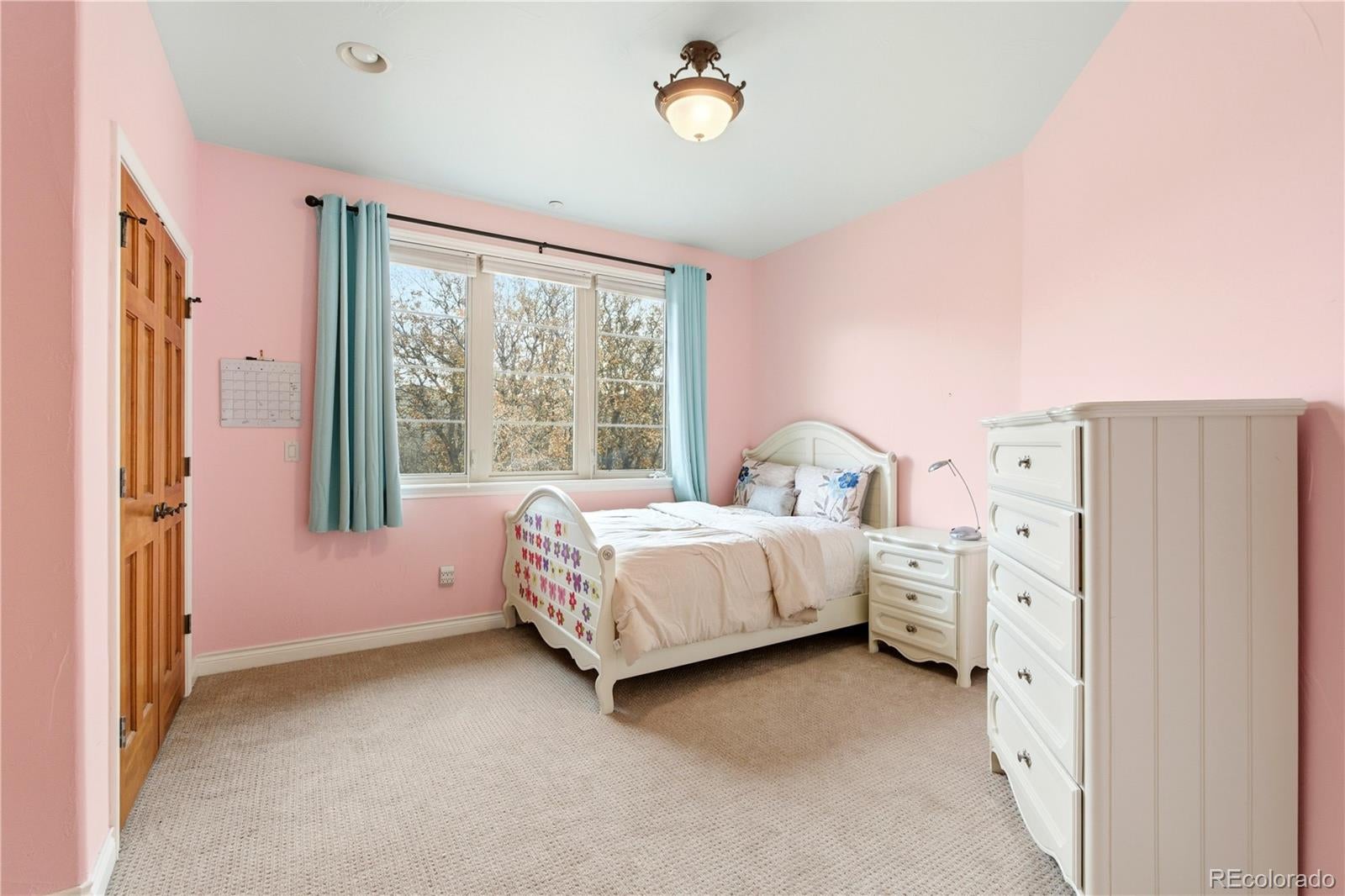 Castle Rock, Colorado, 80104, United States, 4 Bedrooms Bedrooms, ,4 BathroomsBathrooms,Residential,Active,2006935