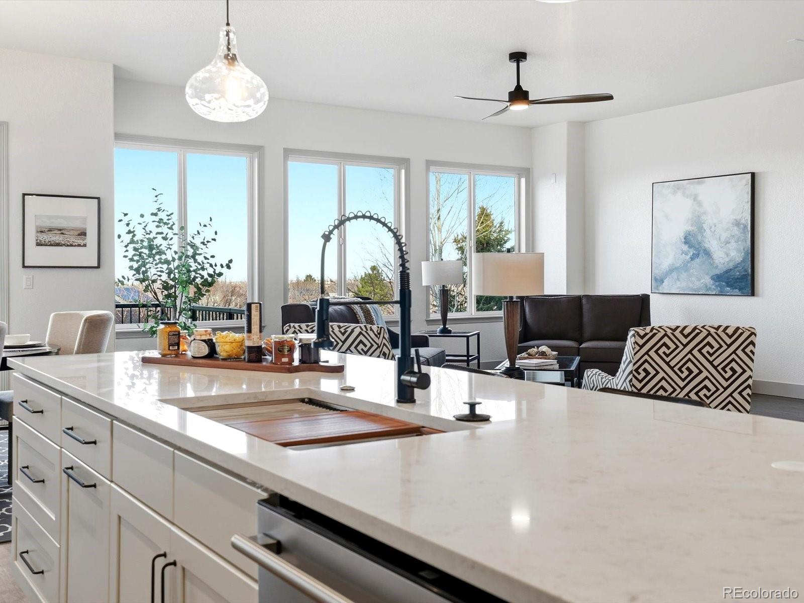 Highlands Ranch, Colorado, 80126, United States, 4 Bedrooms Bedrooms, ,3 BathroomsBathrooms,Residential,Active,2007002