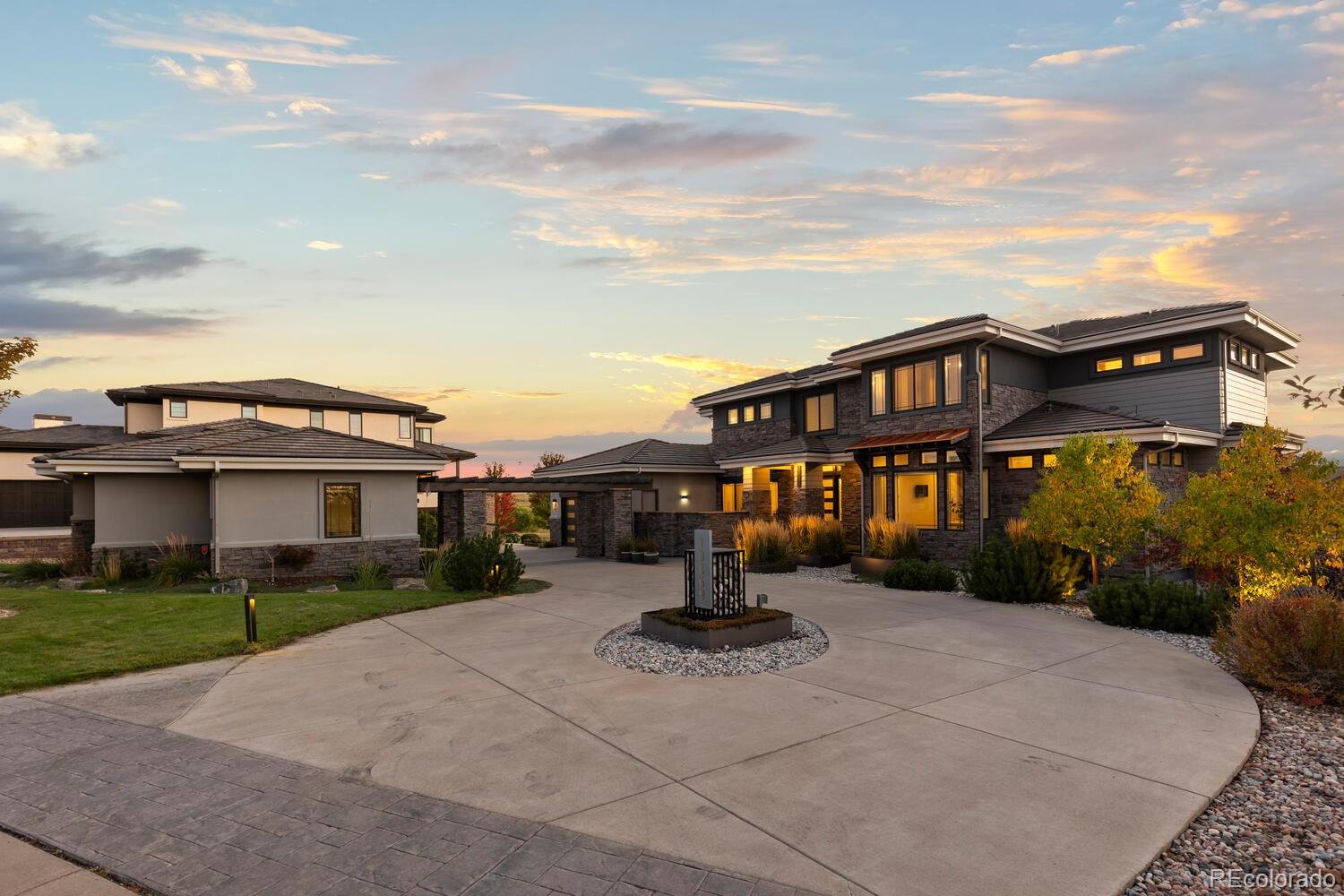 Highlands Ranch, Colorado, 80126, United States, 6 Bedrooms Bedrooms, ,7 BathroomsBathrooms,Residential,Active,1953374
