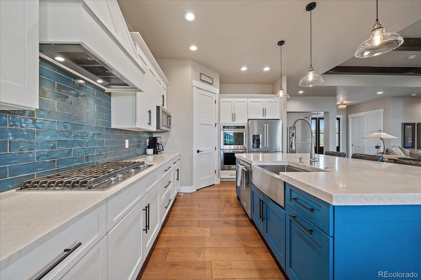 Franktown, Colorado, 80116, United States, 5 Bedrooms Bedrooms, ,6 BathroomsBathrooms,Residential,Active,1811101