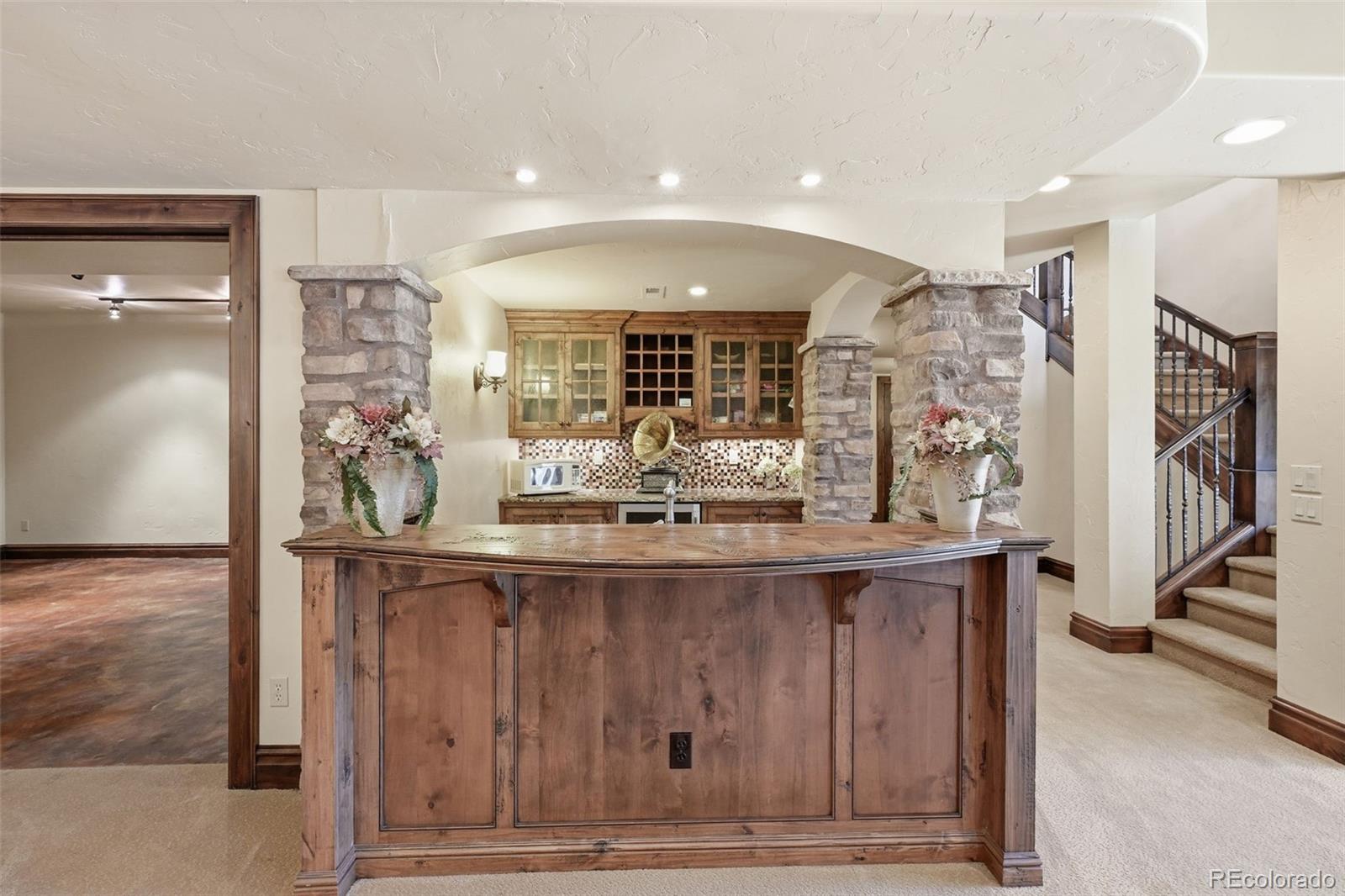 Colorado Springs, Colorado, 80906, United States, 4 Bedrooms Bedrooms, ,6 BathroomsBathrooms,Residential,Active,2043811