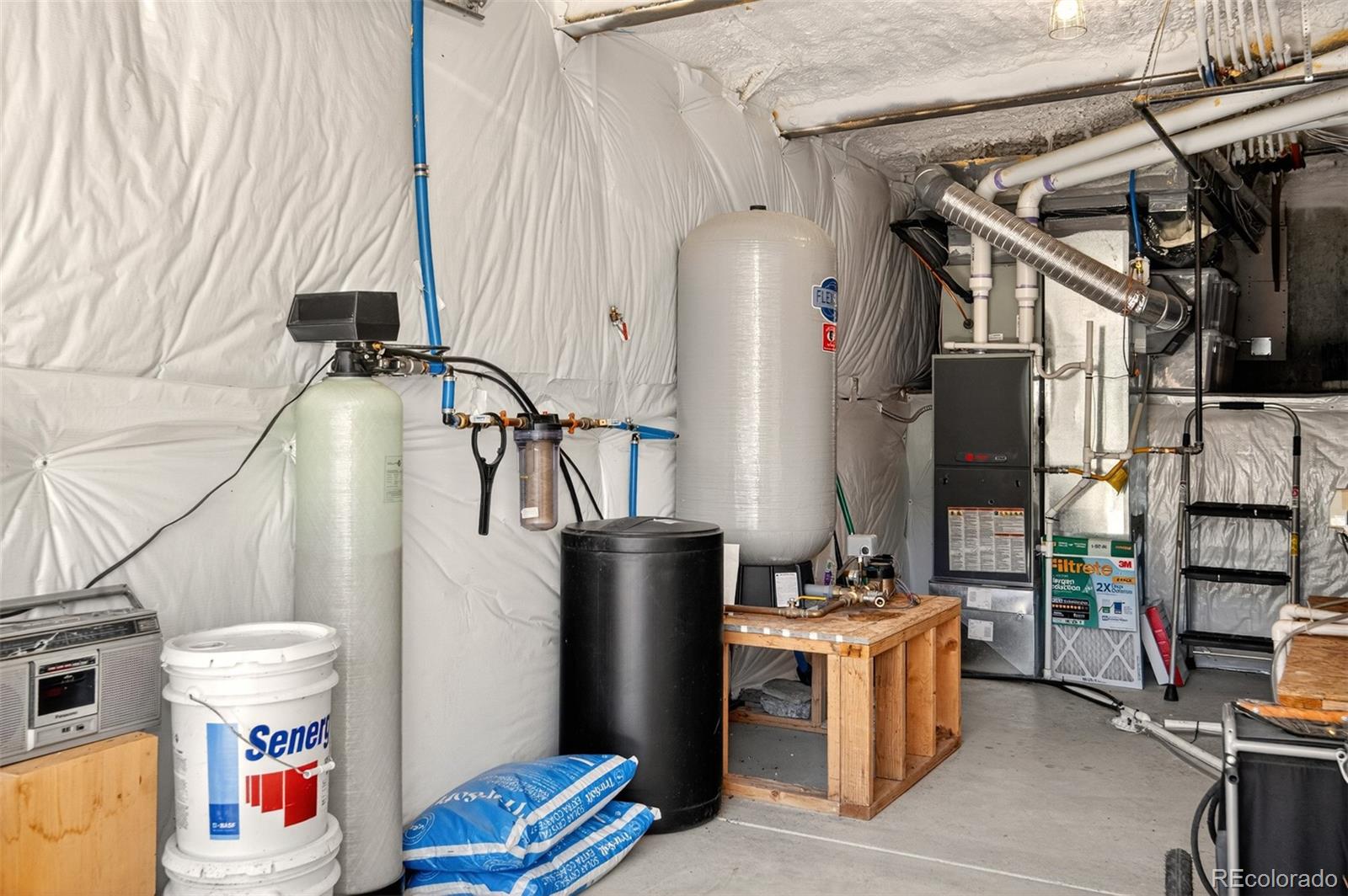 Manitou Springs, Colorado, 80829, United States, 4 Bedrooms Bedrooms, ,3 BathroomsBathrooms,Residential,Active,1933732