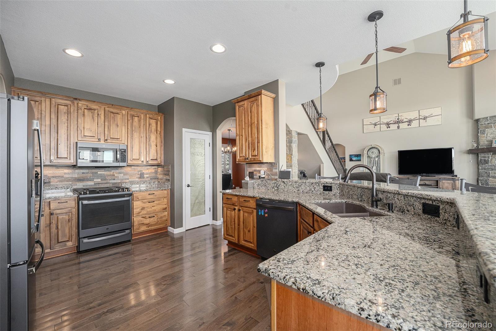 Elizabeth, Colorado, 80107, United States, 4 Bedrooms Bedrooms, ,4 BathroomsBathrooms,Residential,Active,1913949