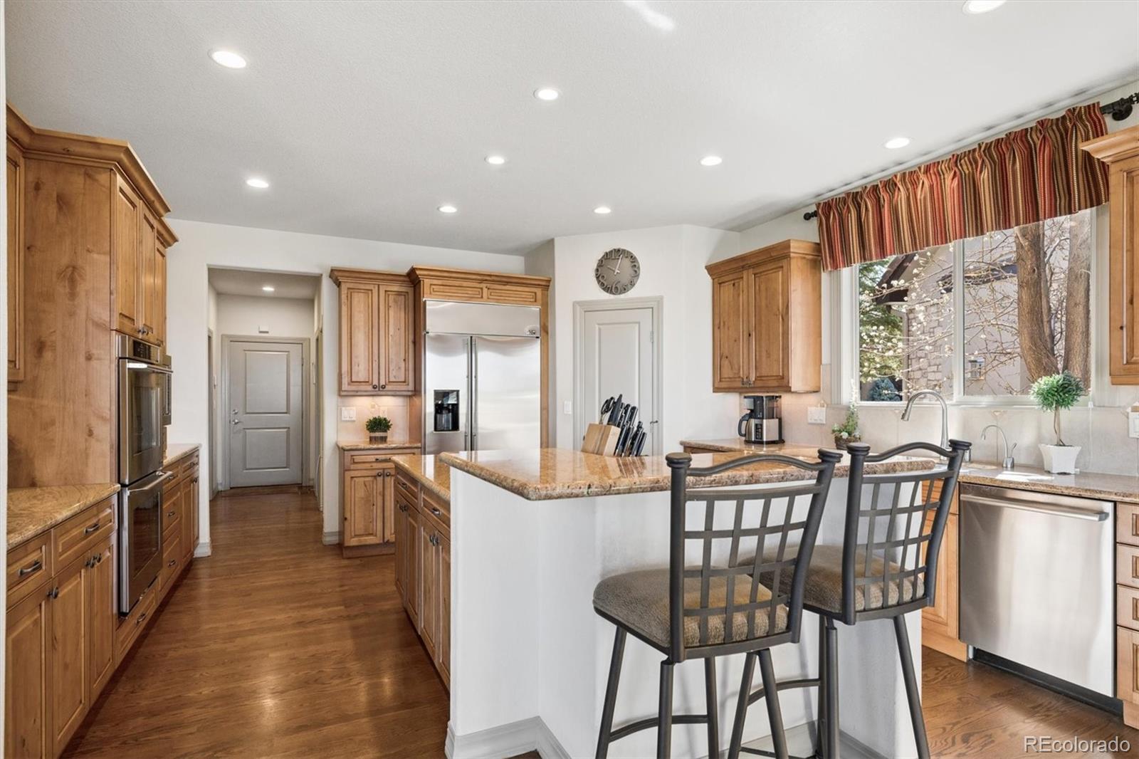 Aurora, Colorado, 80016, United States, 5 Bedrooms Bedrooms, ,7 BathroomsBathrooms,Residential,Active,2031007