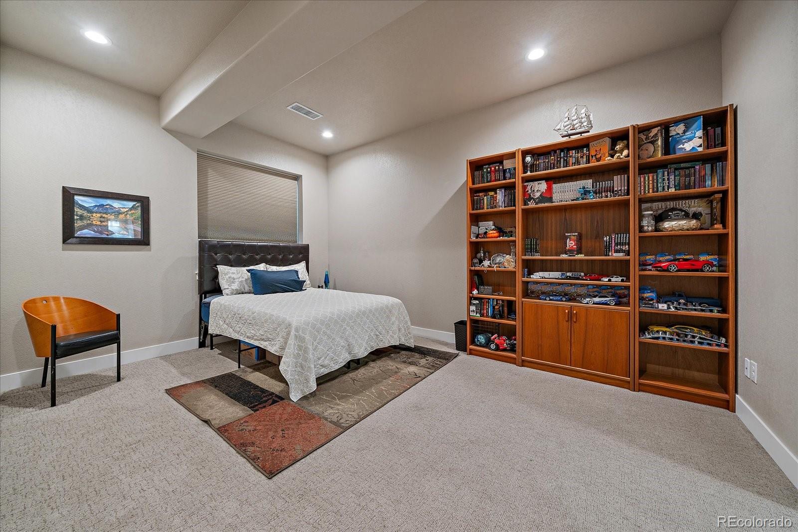 Franktown, Colorado, 80116, United States, 5 Bedrooms Bedrooms, ,6 BathroomsBathrooms,Residential,Active,1811101