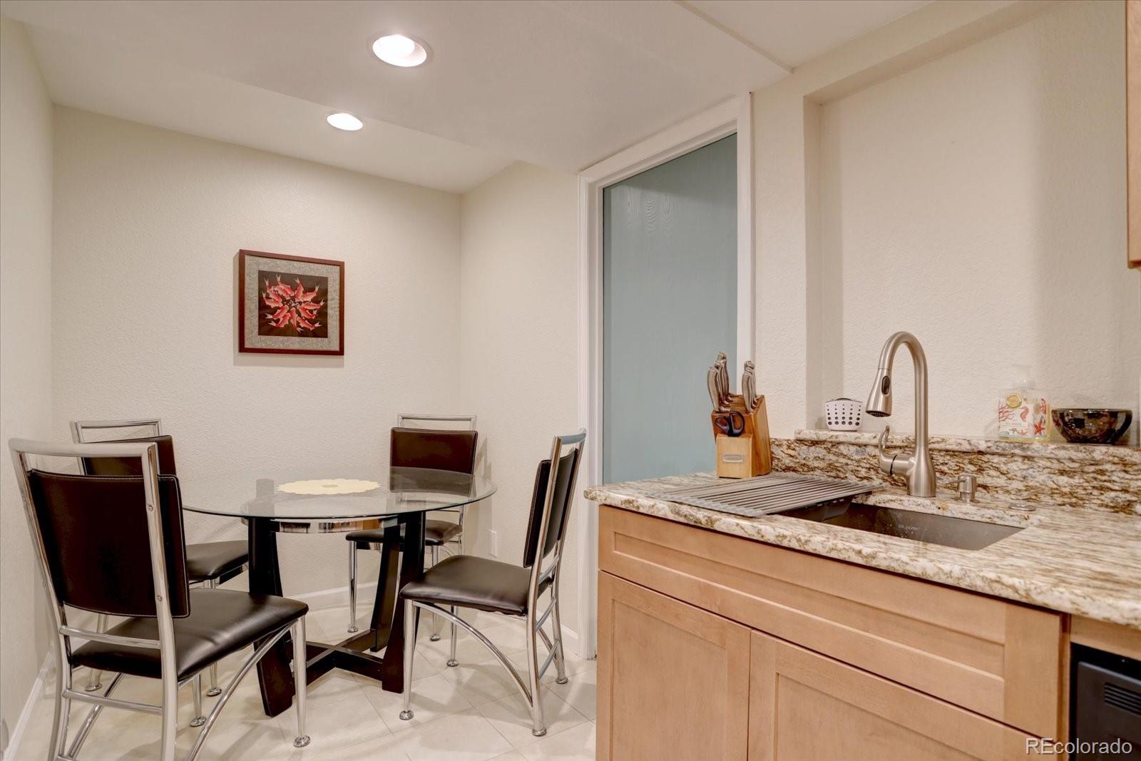 Boulder, Colorado, 80302, United States, 3 Bedrooms Bedrooms, ,4 BathroomsBathrooms,Residential,Active,2008273