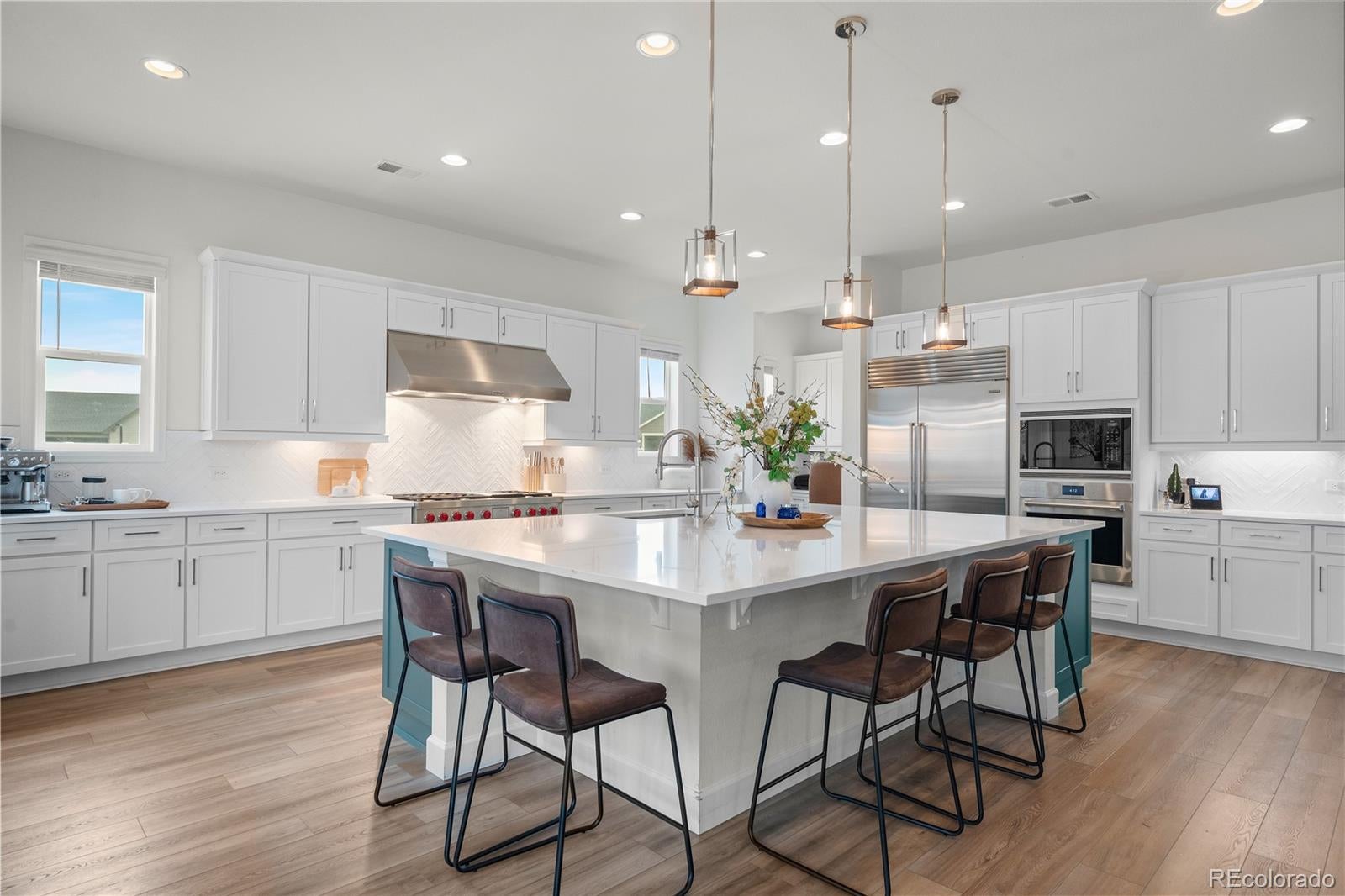 Castle Rock, Colorado, 80108, United States, 5 Bedrooms Bedrooms, ,4 BathroomsBathrooms,Residential,Active,1905368