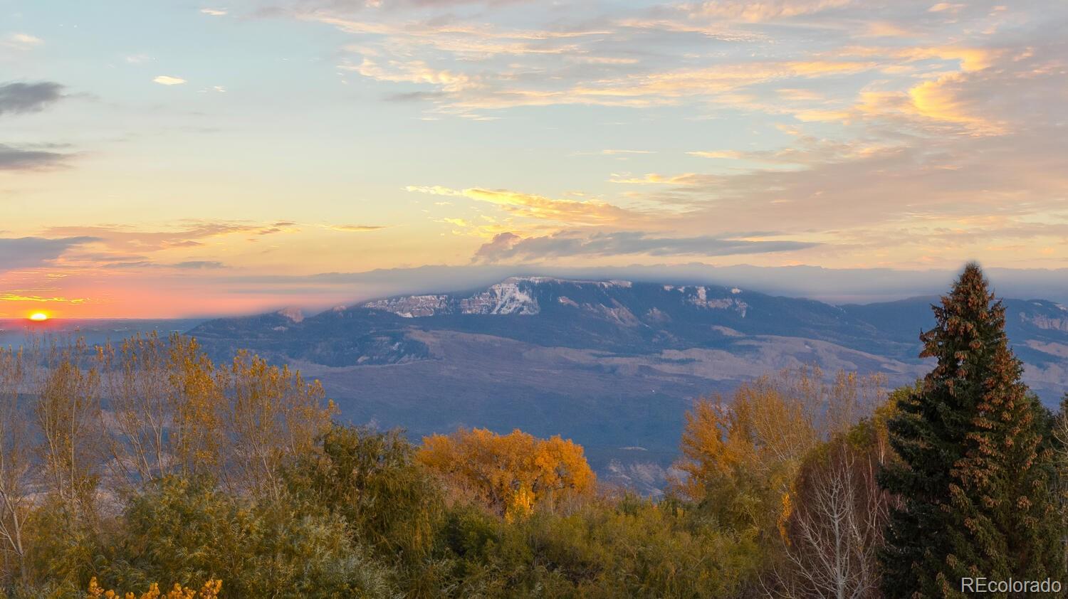 Montrose, Colorado, 81403, United States, 3 Bedrooms Bedrooms, ,3 BathroomsBathrooms,Residential,Active,1985579