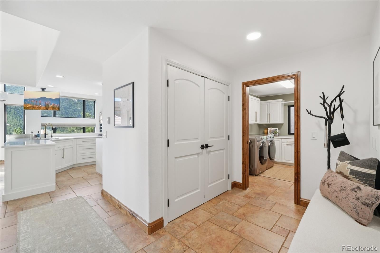Manitou Springs, Colorado, 80829, United States, 4 Bedrooms Bedrooms, ,4 BathroomsBathrooms,Residential,Active,1943824