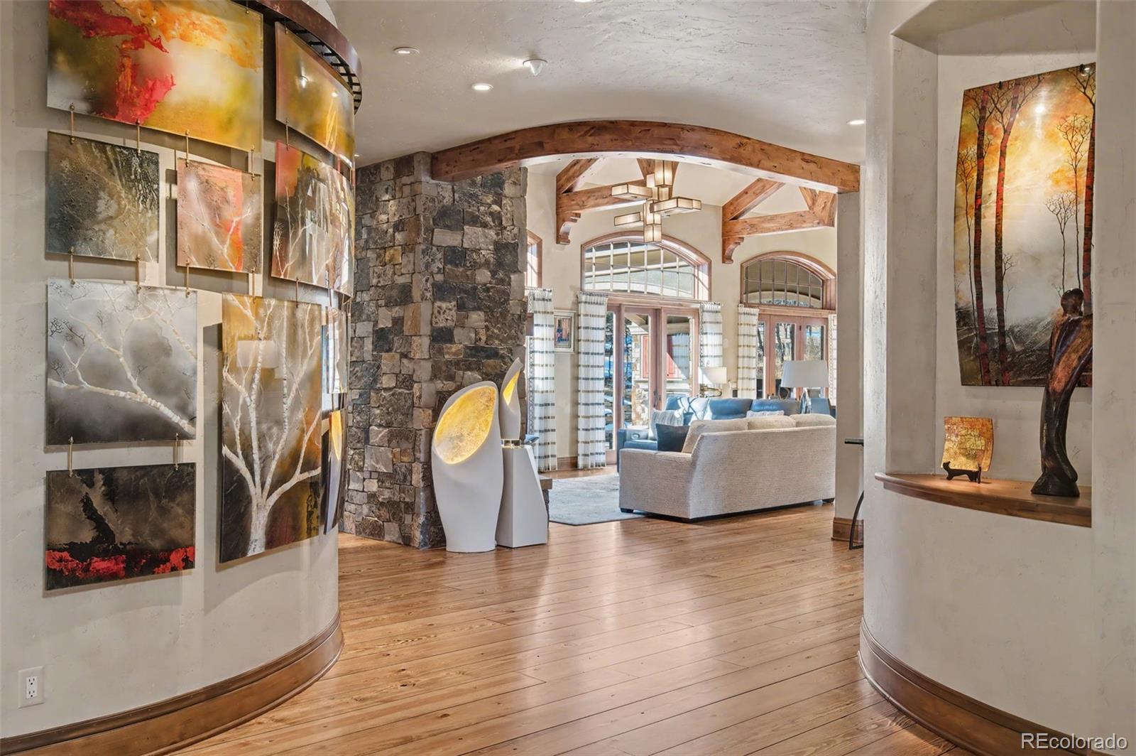 Colorado Springs, Colorado, 80906, United States, 5 Bedrooms Bedrooms, ,7 BathroomsBathrooms,Residential,Active,2017085