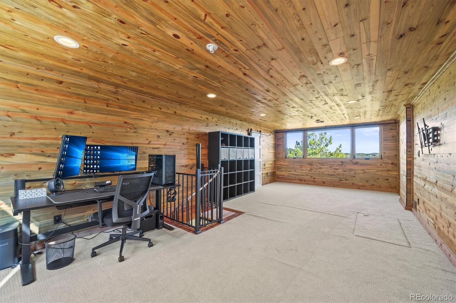 Lyons, Colorado, 80540, United States, 4 Bedrooms Bedrooms, ,4 BathroomsBathrooms,Residential,Active,2000204