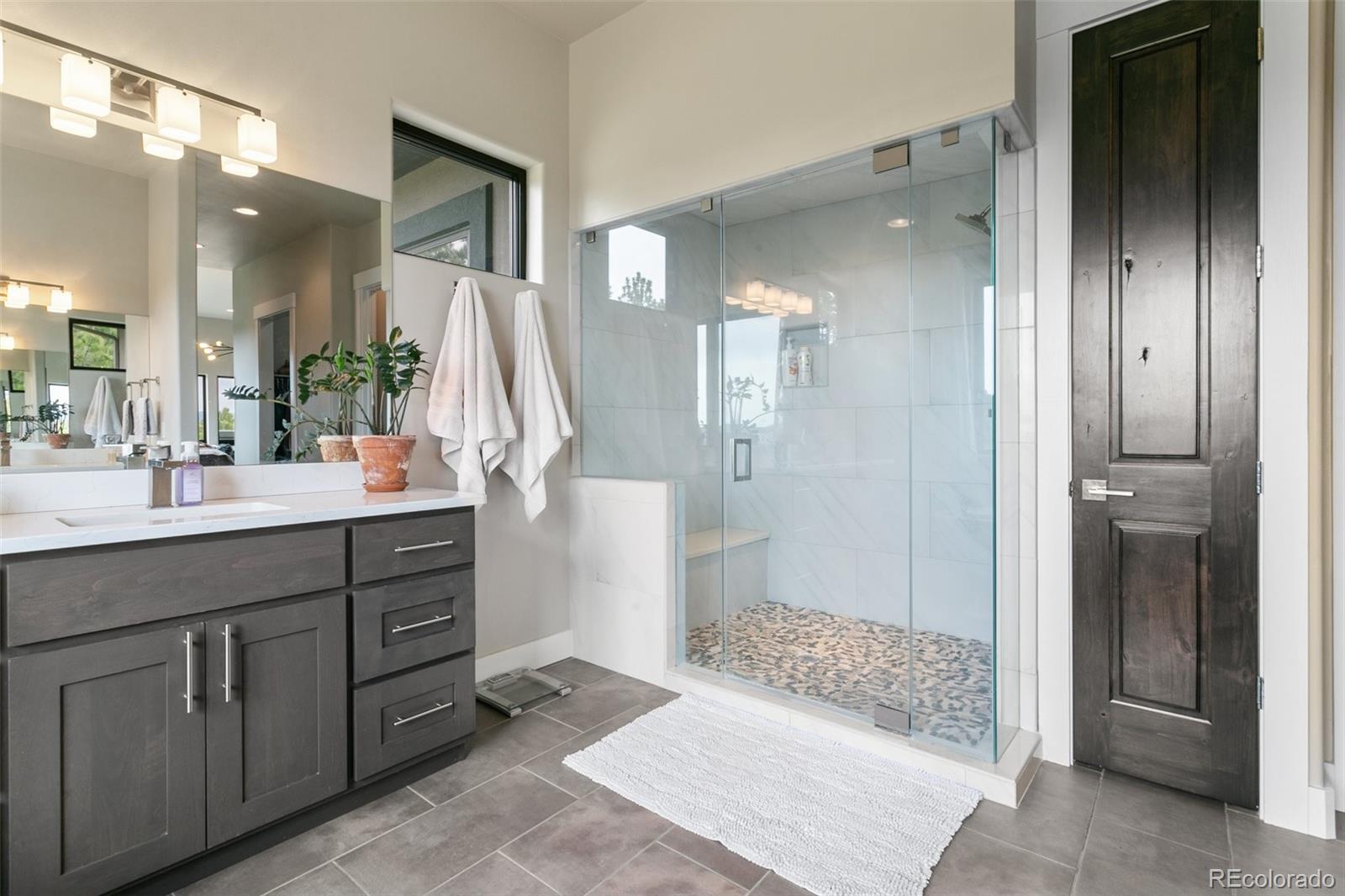 Monument, Colorado, 80132, United States, 6 Bedrooms Bedrooms, ,7 BathroomsBathrooms,Residential,Active,1992260