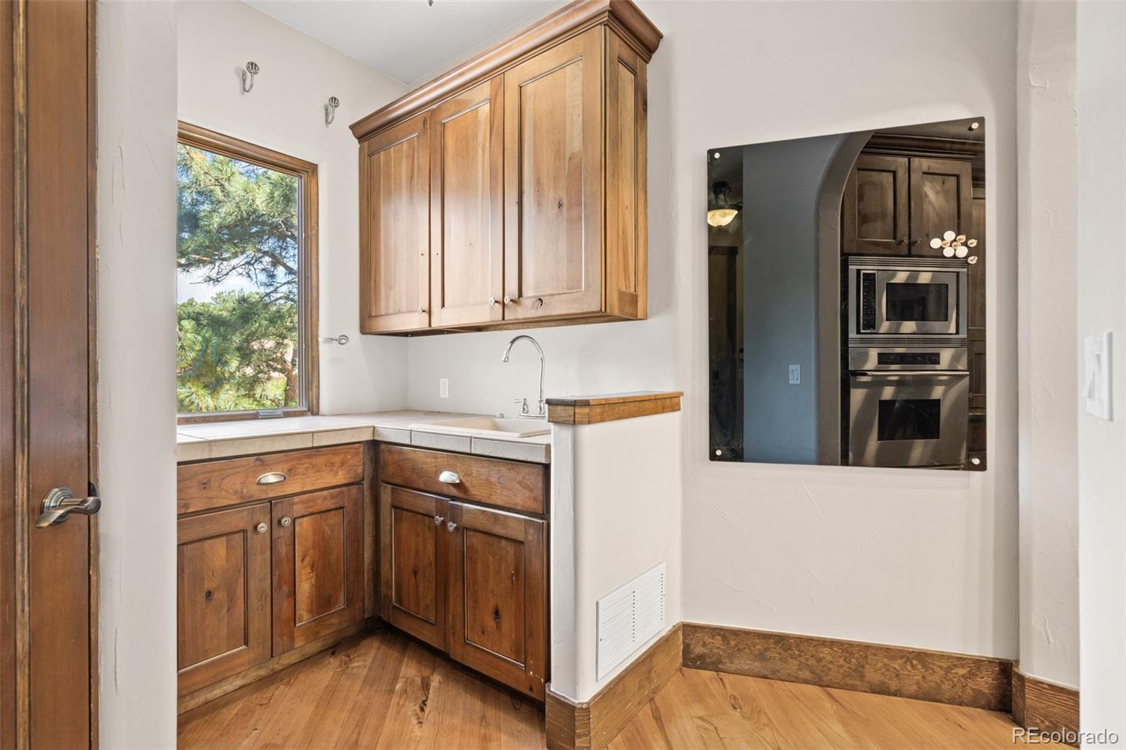 Colorado Springs, Colorado, 80919, United States, 4 Bedrooms Bedrooms, ,4 BathroomsBathrooms,Residential,Active,1909853