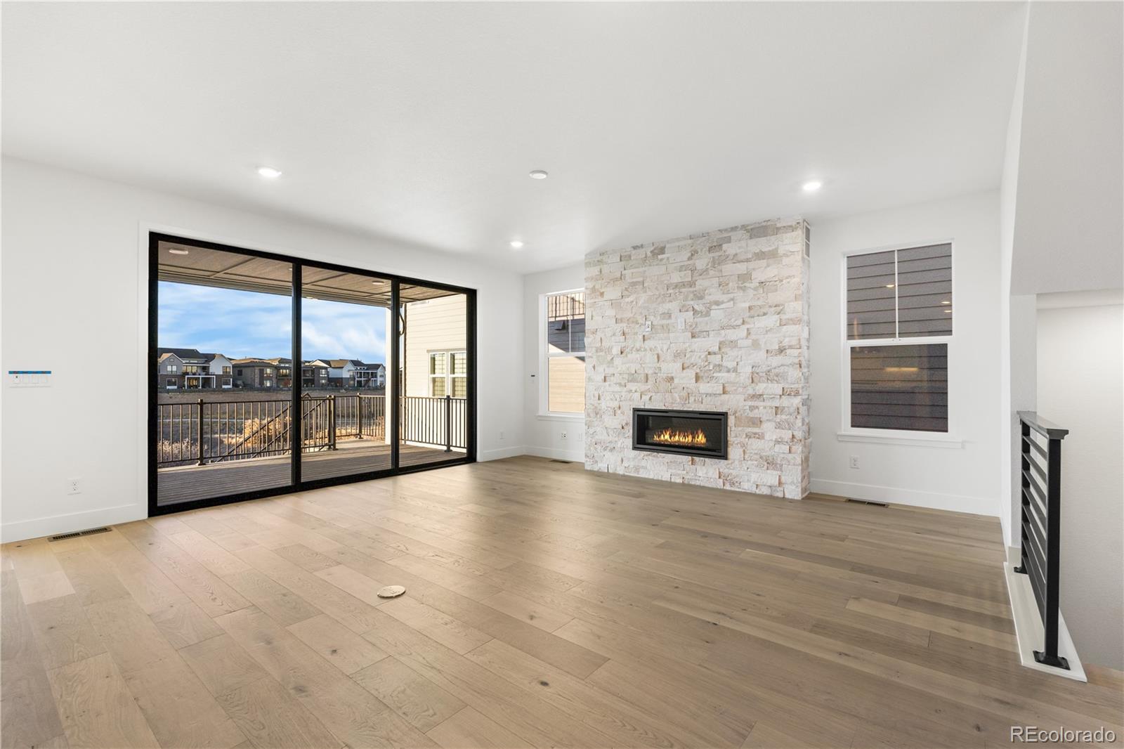 Castle Pines, Colorado, 80108, United States, 6 Bedrooms Bedrooms, ,6 BathroomsBathrooms,Residential,Active,1992297