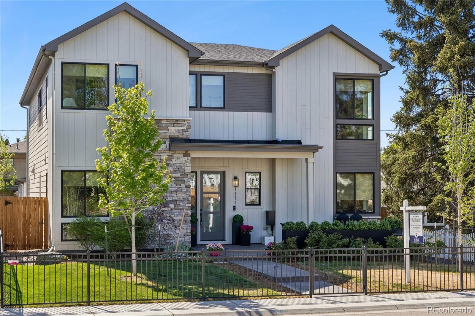 Denver, Colorado, 80210, United States, 5 Bedrooms Bedrooms, ,6 BathroomsBathrooms,Residential,Active,2010187