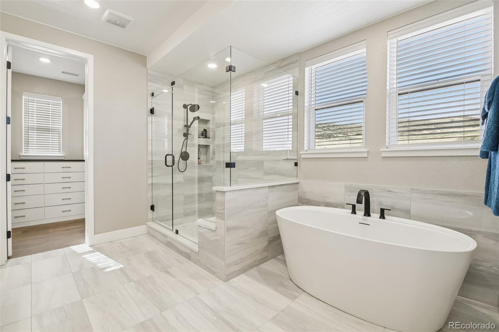 Parker, Colorado, 80134, United States, 6 Bedrooms Bedrooms, ,6 BathroomsBathrooms,Residential,Active,1914803