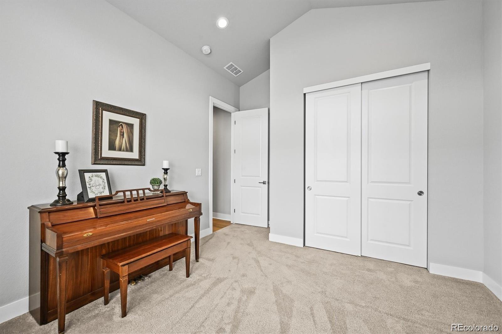Castle Rock, Colorado, 80104, United States, 7 Bedrooms Bedrooms, ,6 BathroomsBathrooms,Residential,Active,1953382