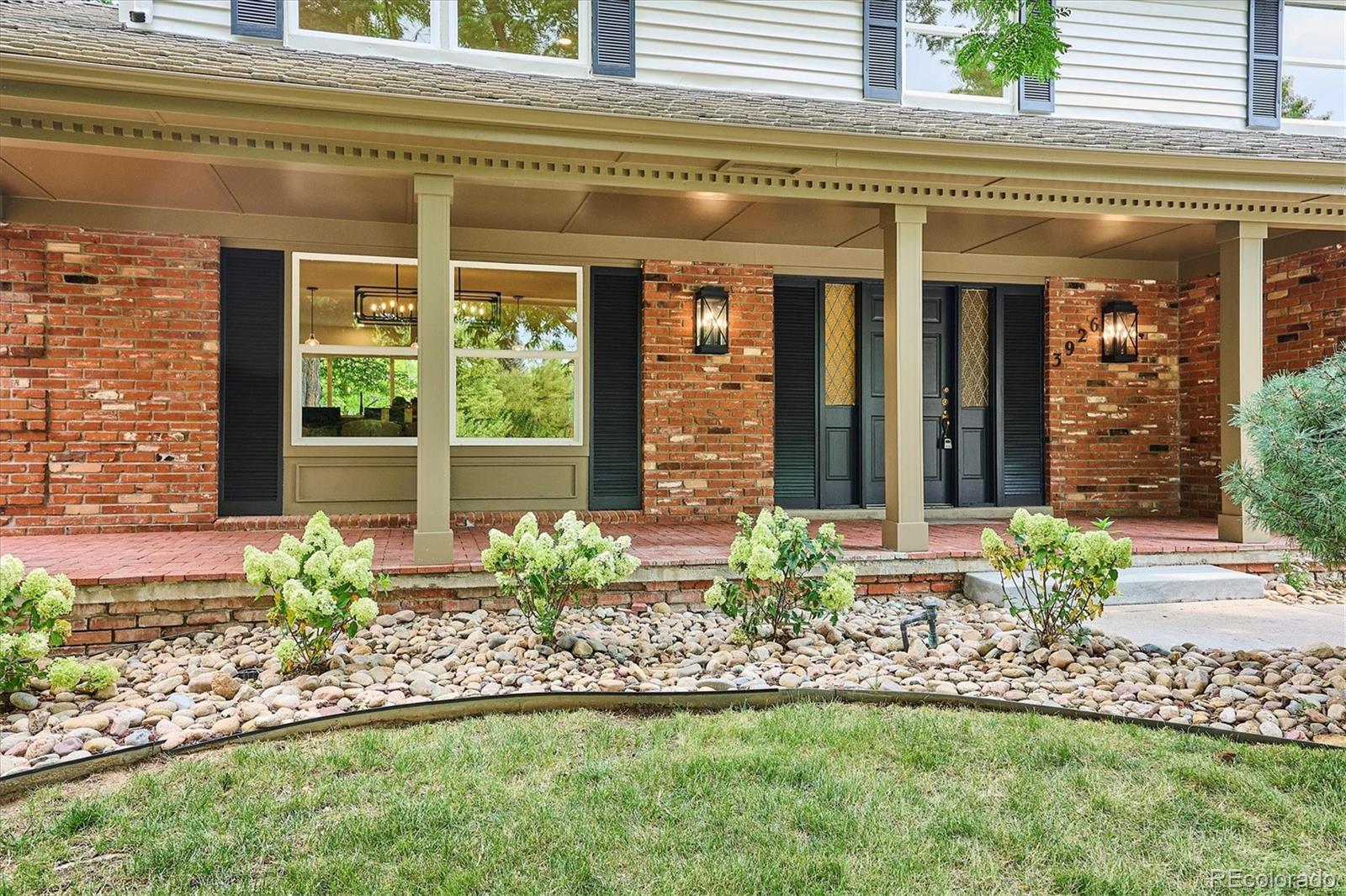 Denver, Colorado, 80237, United States, 5 Bedrooms Bedrooms, ,4 BathroomsBathrooms,Residential,Active,2008256