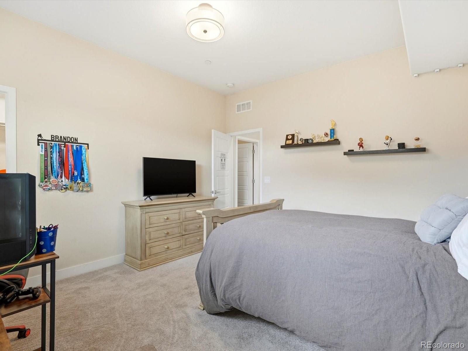 Superior, Colorado, 80027, United States, 4 Bedrooms Bedrooms, ,3 BathroomsBathrooms,Residential,Active,2035597