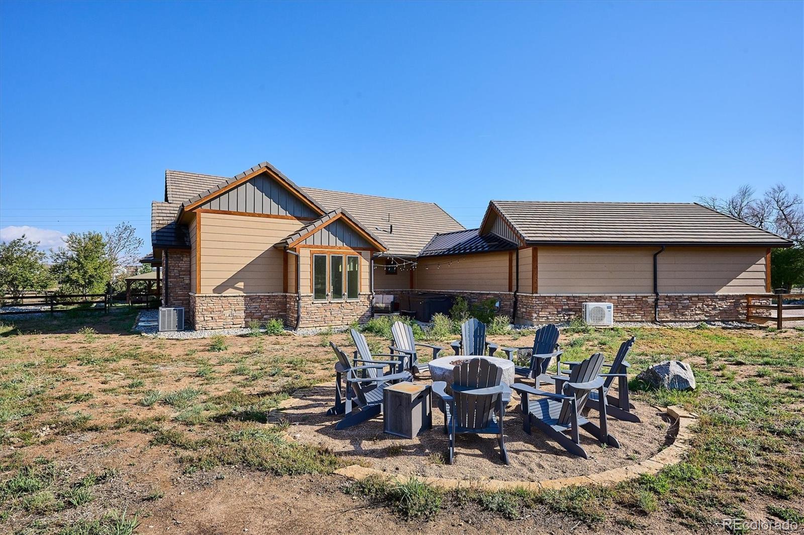 Littleton, Colorado, 80125, United States, 4 Bedrooms Bedrooms, ,5 BathroomsBathrooms,Residential,Active,2008311