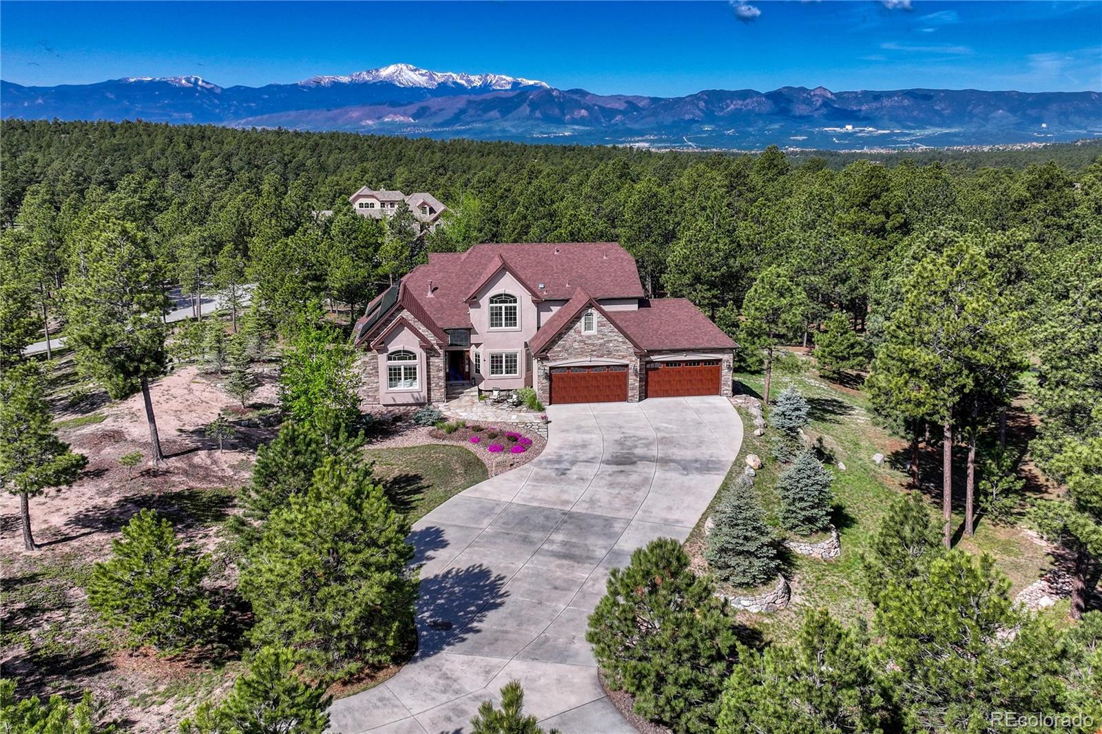 Colorado Springs, Colorado, 80908, United States, 6 Bedrooms Bedrooms, ,5 BathroomsBathrooms,Residential,Active,1900499